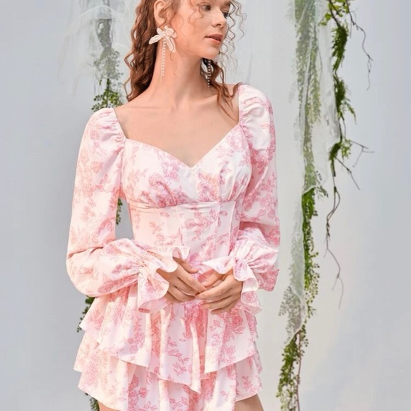 Pretty pink dress - Picture 2 of 2